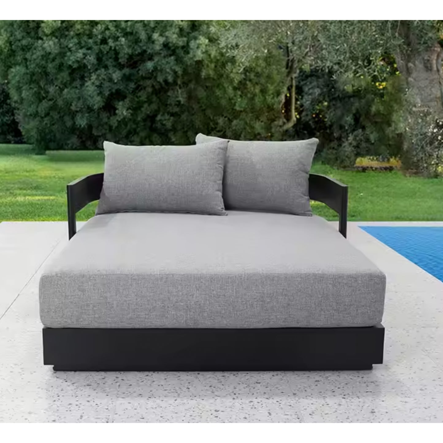 VivaRelax Modern Outdoor Daybed